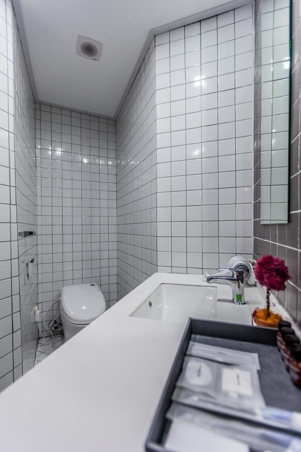 Blue Spring Hotel Чеджудо Экстерьер фото