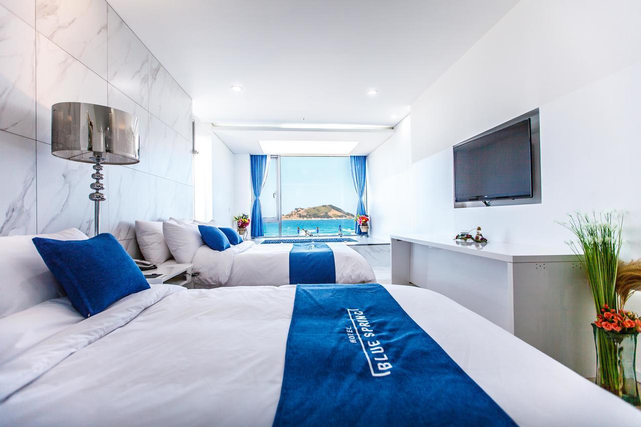 Blue Spring Hotel Чеджудо Экстерьер фото