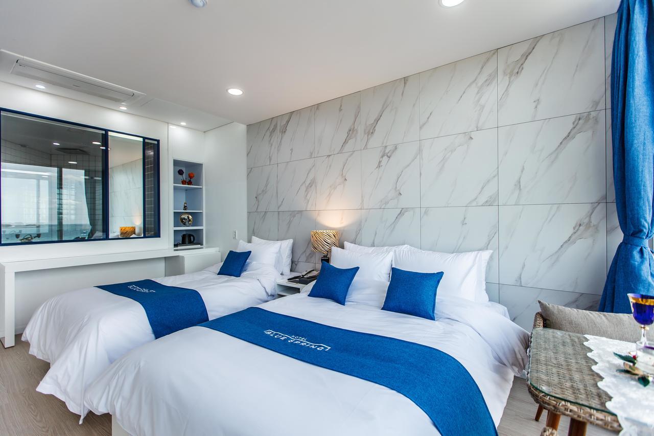 Blue Spring Hotel Чеджудо Экстерьер фото