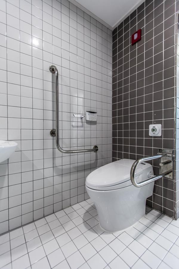 Blue Spring Hotel Чеджудо Экстерьер фото
