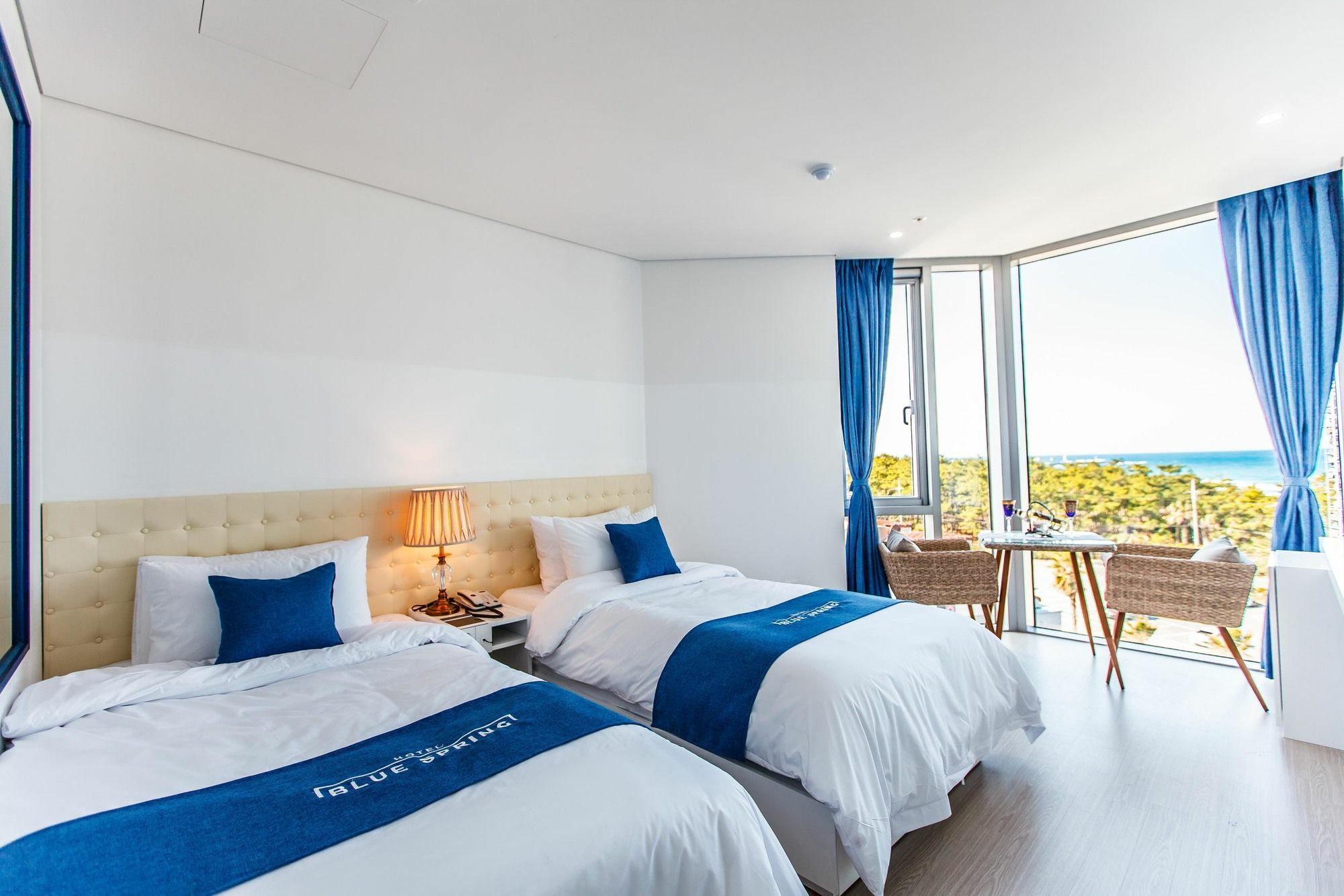 Blue Spring Hotel Чеджудо Экстерьер фото